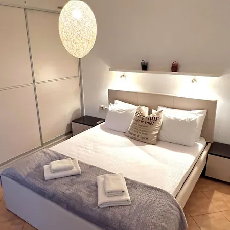 דירה Santa Eye *