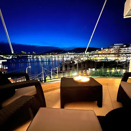 Santa Eye Appartamento *